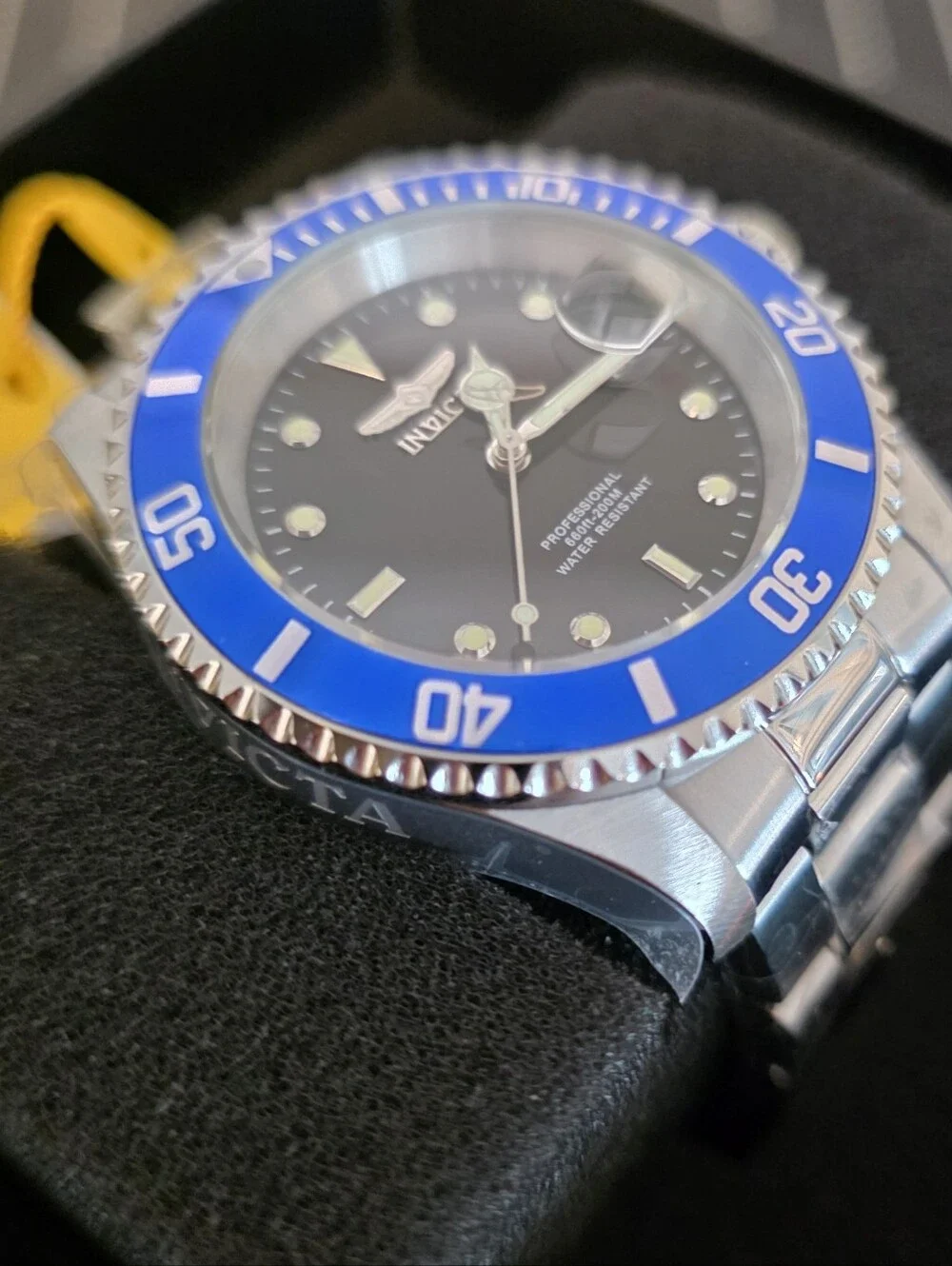 354. Invicta Pro Diver Calymar Men's Watch - 40mm. Steel (50940)